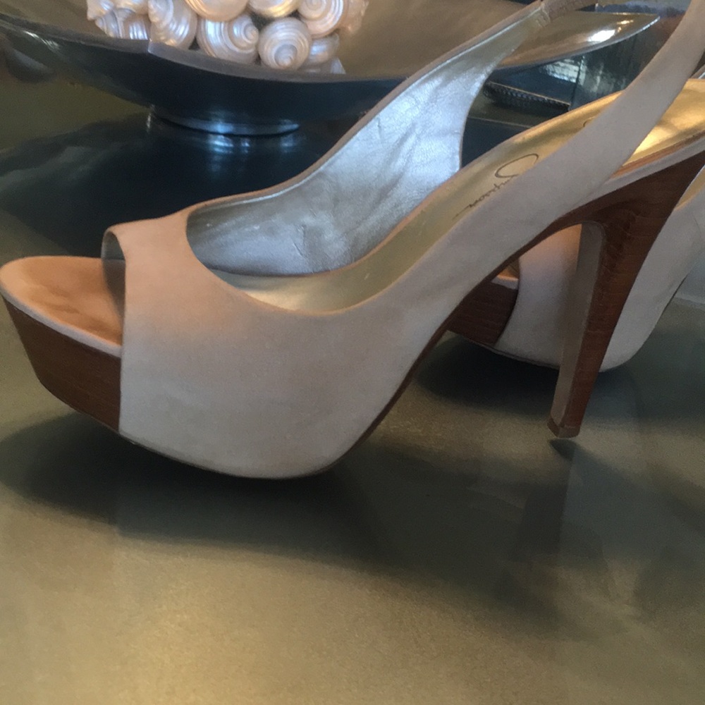 Jessica Simpson cream sling back size 8.5 suede